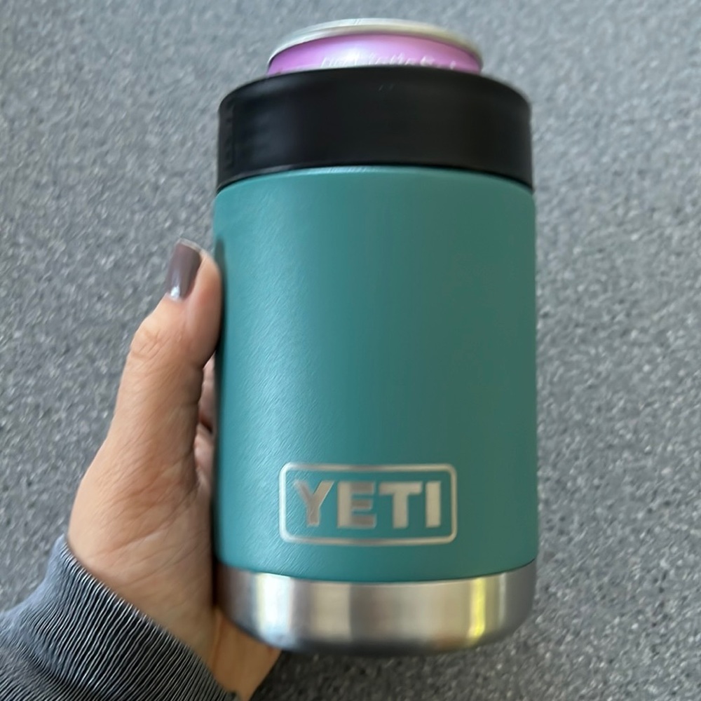 Yeti Can Holder